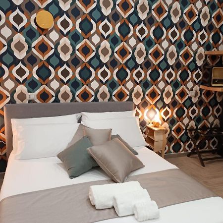 Geometric Art Home Bari Bagian luar foto