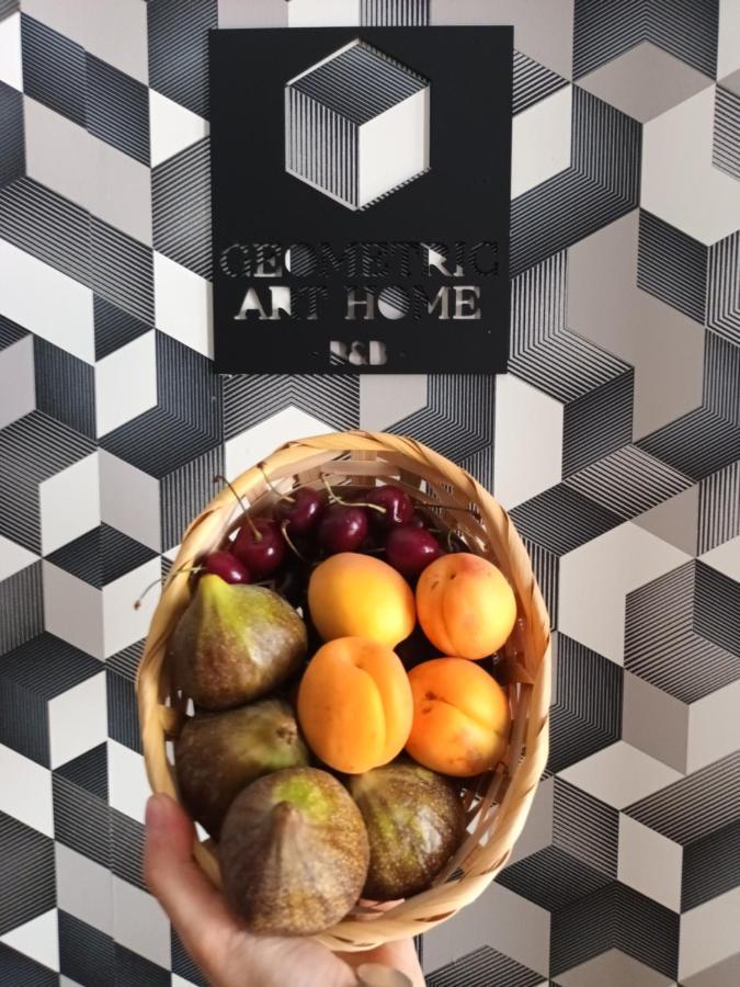 Geometric Art Home Bari Bagian luar foto