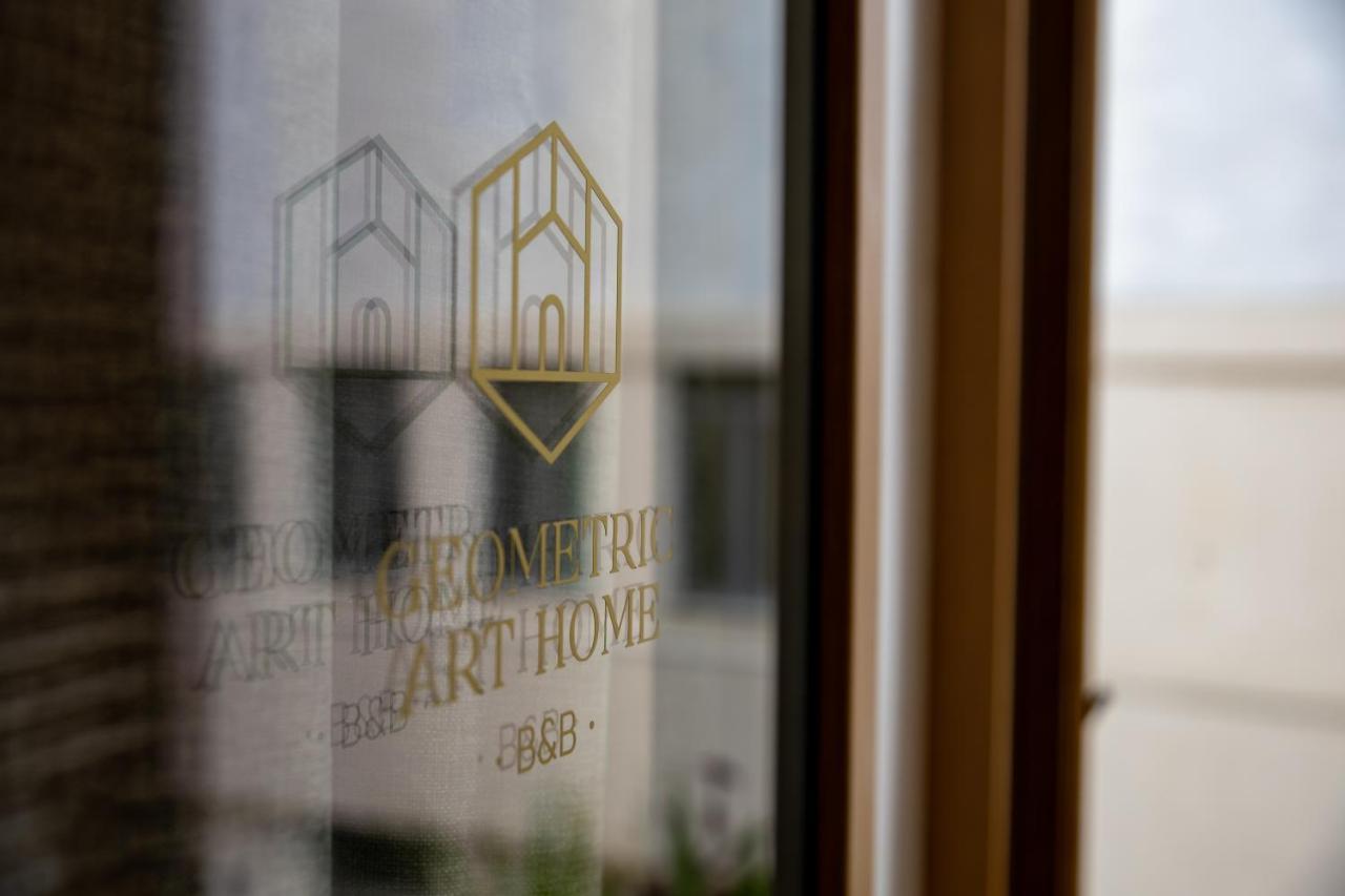 Geometric Art Home Bari Bagian luar foto